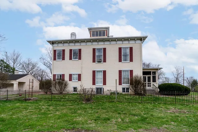 $375,000 | 501 East Alquina Road, Connersville, IN 47331