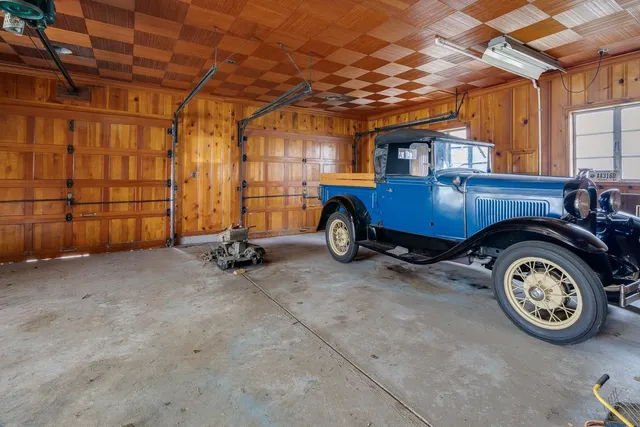 $375,000 | 501 East Alquina Road, Connersville, IN 47331