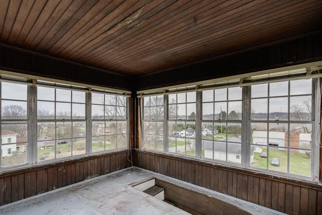 $375,000 | 501 East Alquina Road, Connersville, IN 47331