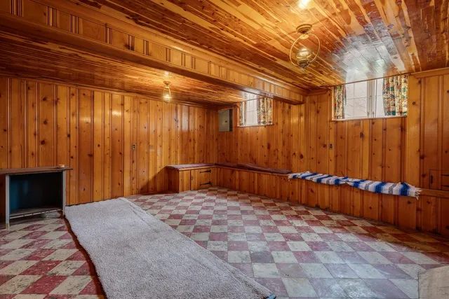 $375,000 | 501 East Alquina Road, Connersville, IN 47331