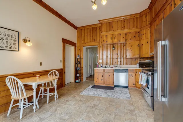 $375,000 | 501 East Alquina Road, Connersville, IN 47331