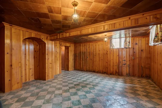 $375,000 | 501 East Alquina Road, Connersville, IN 47331