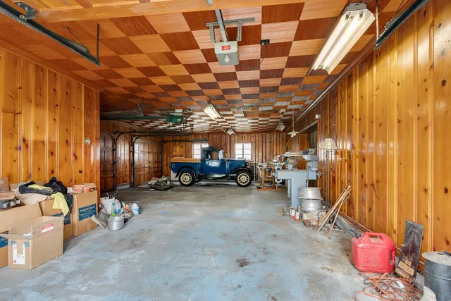 $375,000 | 501 East Alquina Road, Connersville, IN 47331