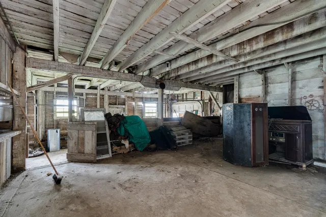 $375,000 | 501 East Alquina Road, Connersville, IN 47331