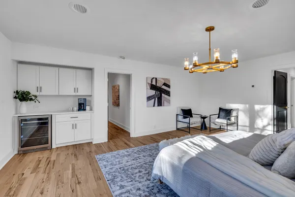 $1,550,000 | 818 Bresslyn Road, Nashville, TN 37205
