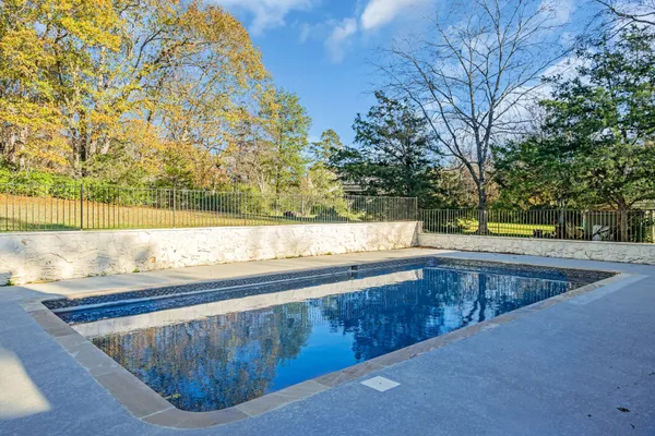 $1,550,000 | 818 Bresslyn Road, Nashville, TN 37205