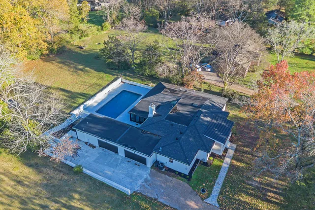 $1,650,000 | 818 Bresslyn Road, Nashville, TN 37205