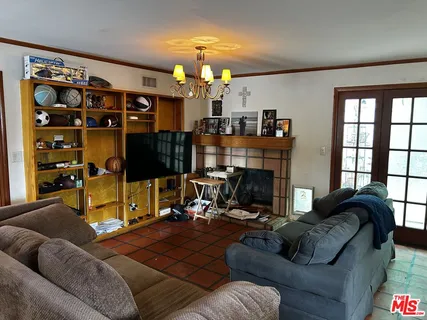 $695,000 | 13626 Shablow Avenue, Sylmar, CA 91342