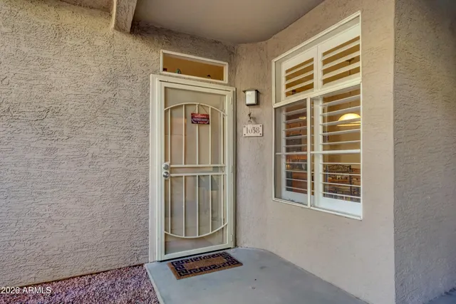 $250,000 | 3830 East Lakewood Parkway East, Unit 1038, Phoenix, AZ 85048