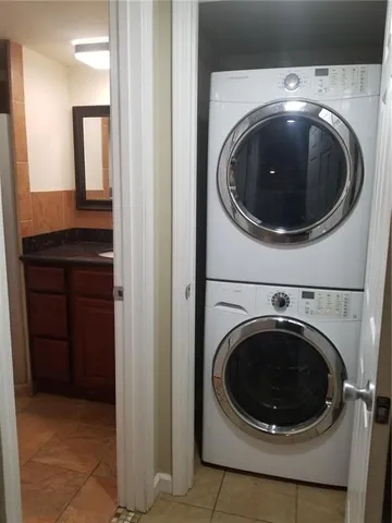 $1,225 | 4237 South Galvez Street, Unit B, New Orleans, LA 70125