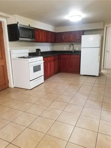 $1,225 | 4237 South Galvez Street, Unit B, New Orleans, LA 70125