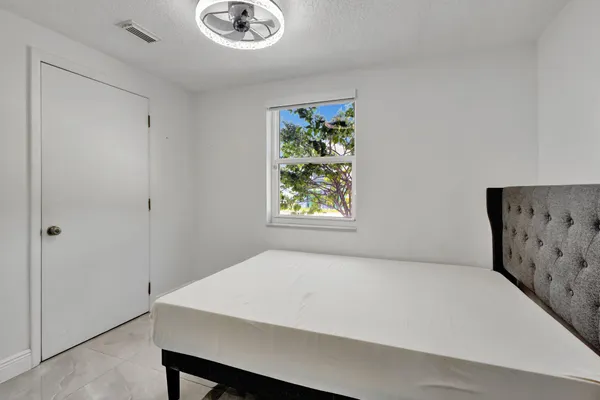 $4,200 | 217 Marina Drive, Fort Pierce, FL 34949