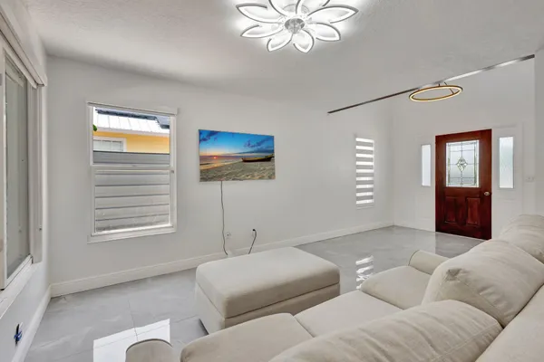 $4,200 | 217 Marina Drive, Fort Pierce, FL 34949