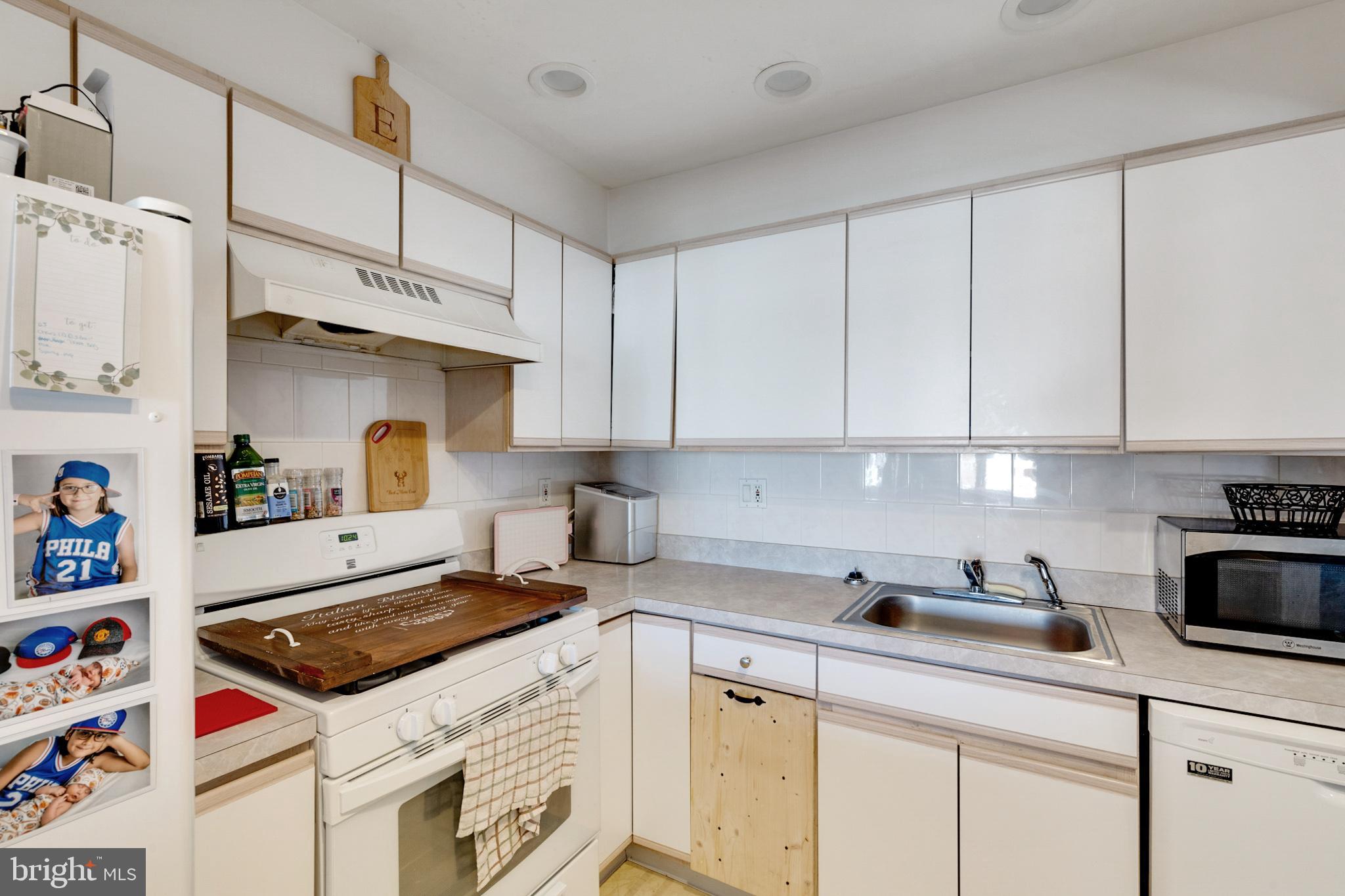 3580 Kyle Road Philadelphia, PA 19154 - Photo 10 of 29 Gallery Image 10