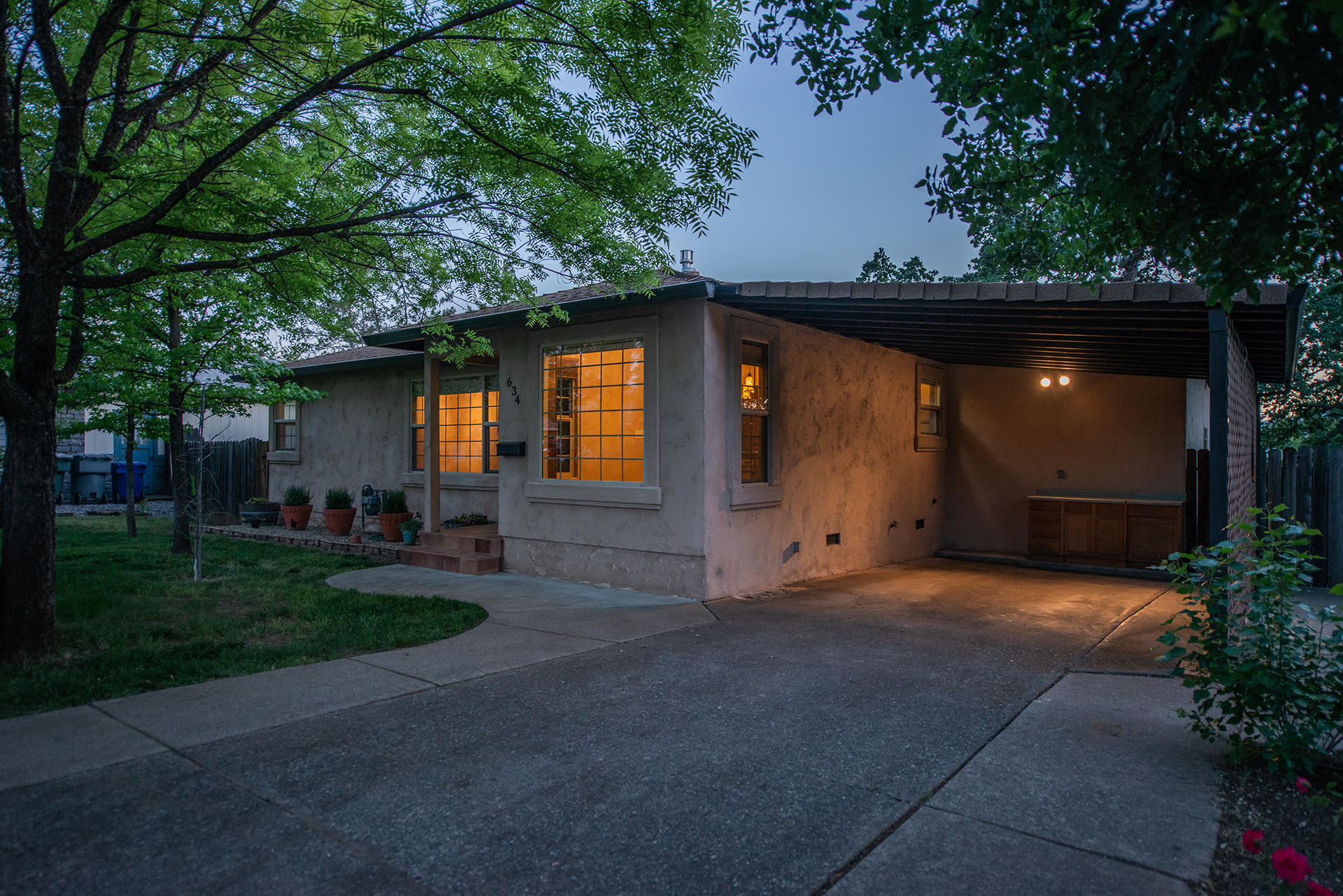634 Ridge Road Redding, CA 96003 - Photo 32 of 33 Covered Parking