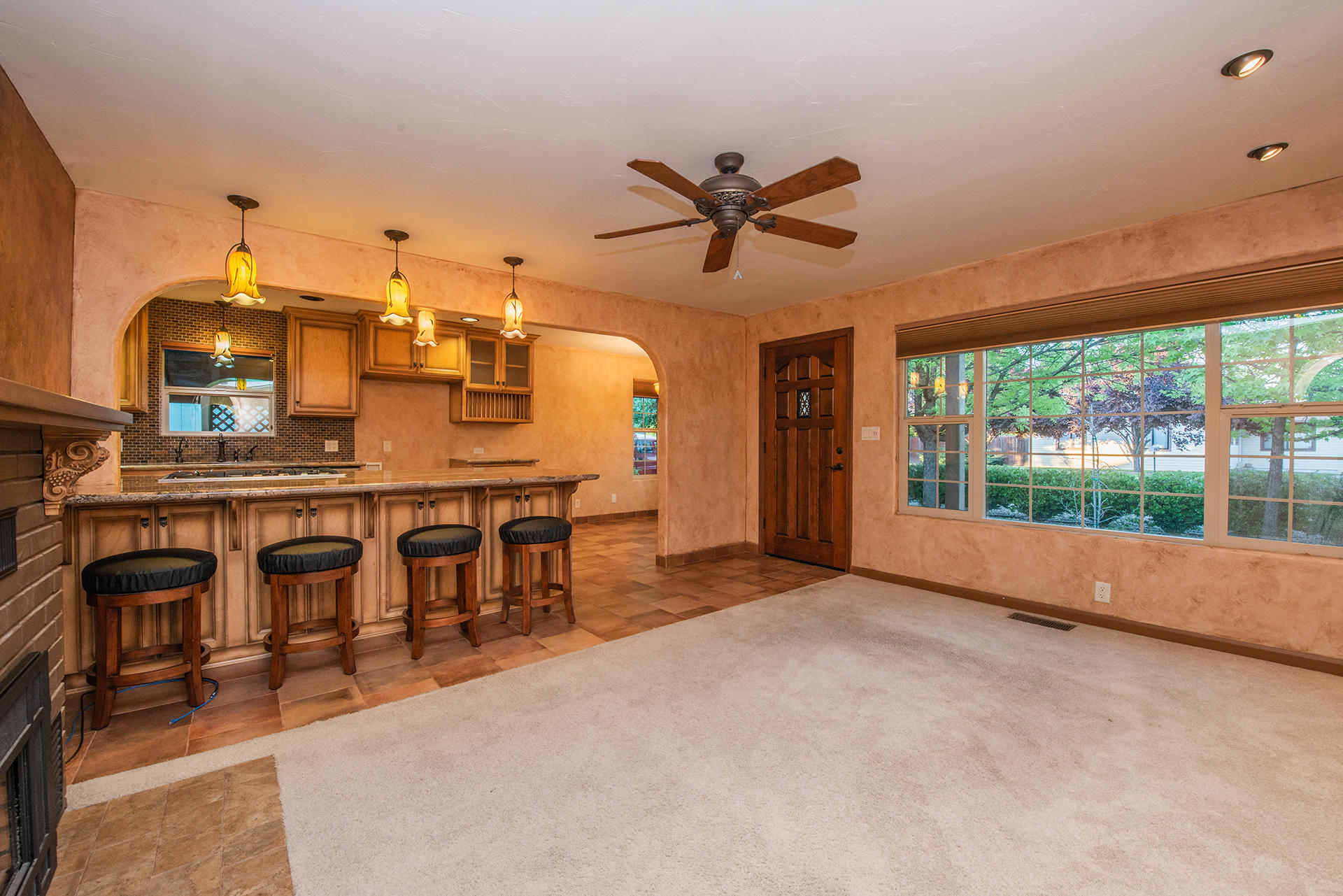 634 Ridge Road Redding, CA 96003 - Photo 6 of 33 Bar seating at counter