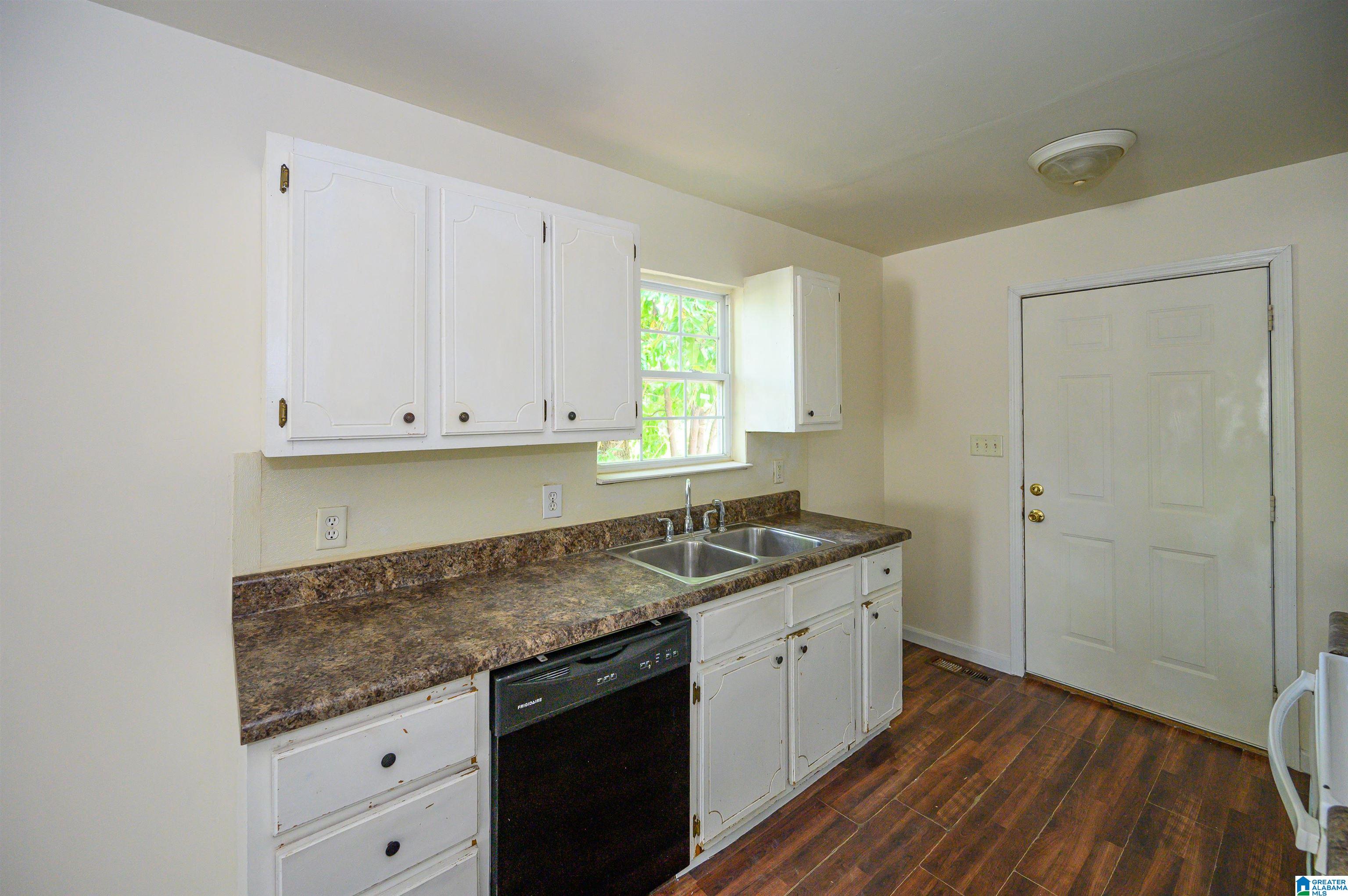 725 Fulton Avenue Birmingham, AL 35217 - Photo 5 of 28