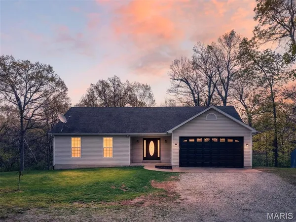 $465,000 | 28034 Nature Drive, Wright City, MO 63390
