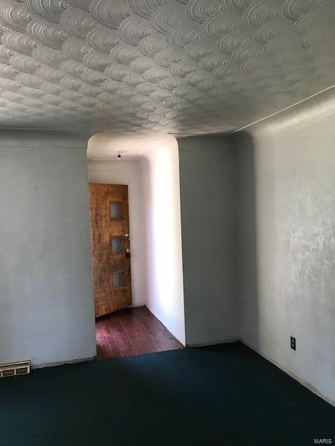 8075 Wolf Road Alton, IL 62002 - Photo 2 of 22