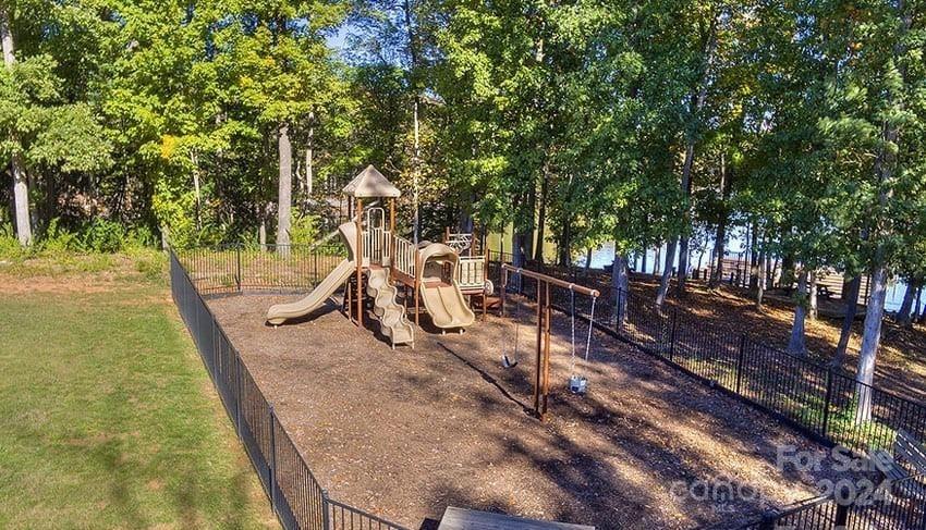 4123 Bright Road Charlotte, NC 28214 - Photo 46 of 48 Gallery Image 46