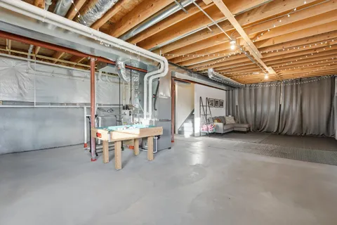 $525,000 | 1229 Mariemont Road, Sugar Grove, IL 60554