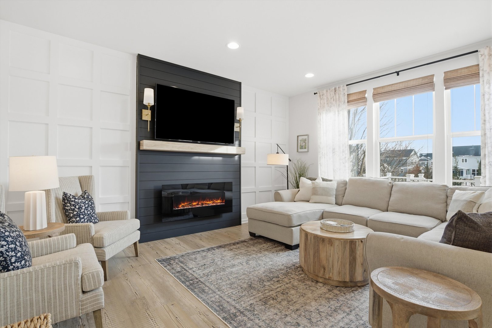 1229 Mariemont Road Sugar Grove, IL 60554 - Photo 3 of 32