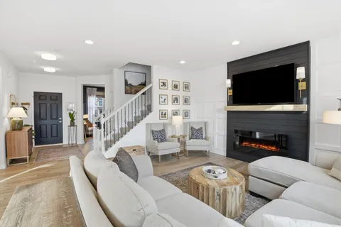 $525,000 | 1229 Mariemont Road, Sugar Grove, IL 60554