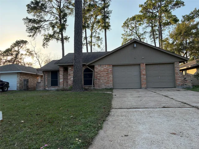 $1,800 | 9215 Loren Lane, Houston, TX 77040