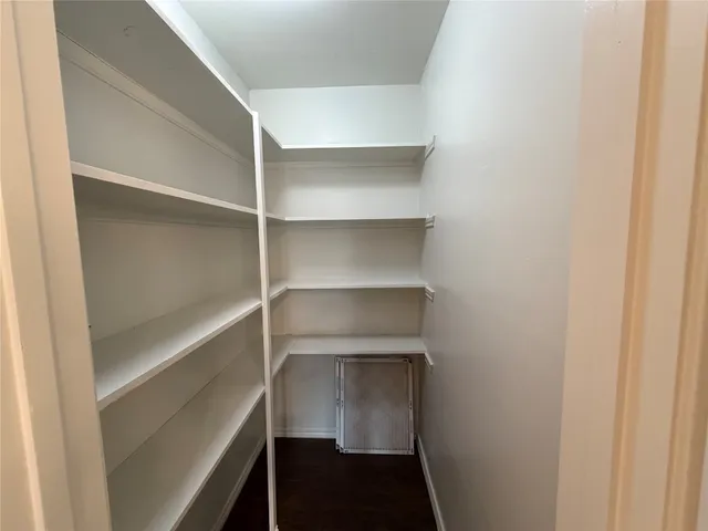 $1,800 | 9215 Loren Lane, Houston, TX 77040