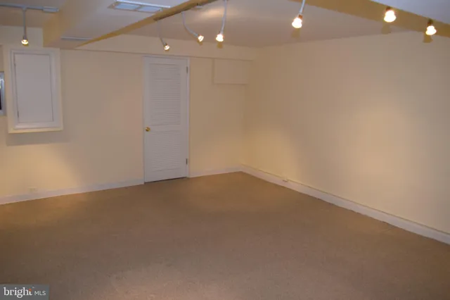 $3,300 | 104 Longfellow Street Northwest, Washington, DC 20011