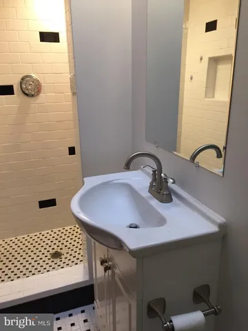 $3,300 | 104 Longfellow Street Northwest, Washington, DC 20011