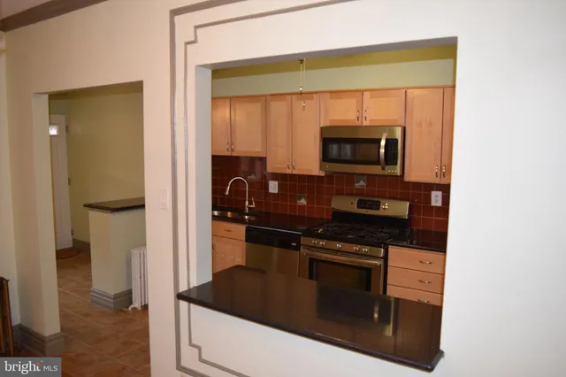 $3,300 | 104 Longfellow Street Northwest, Washington, DC 20011