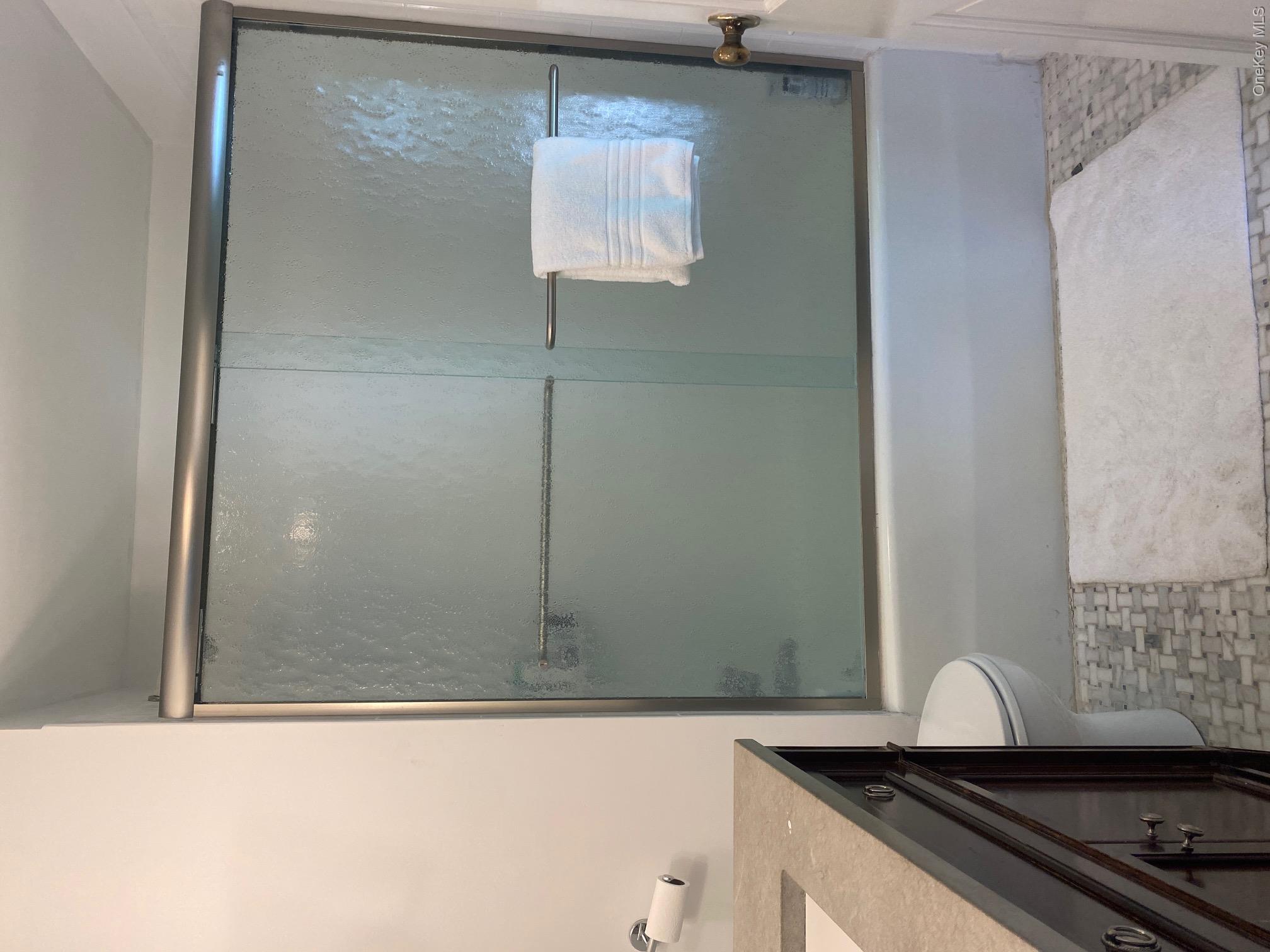 329 Centre Island Road Centre Island, NY 11771 - Photo 15 of 26