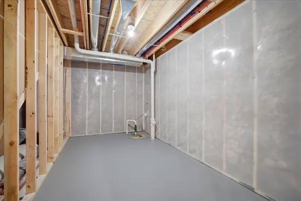 $469,900 | 807 Verkler Court, Bloomington, IL 61704