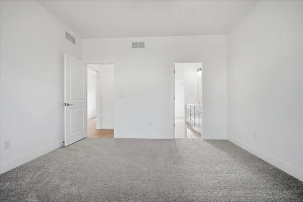 $469,900 | 807 Verkler Court, Bloomington, IL 61704