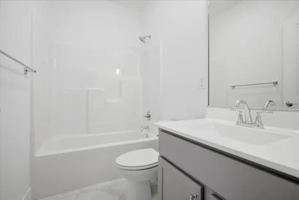 $469,900 | 807 Verkler Court, Bloomington, IL 61704