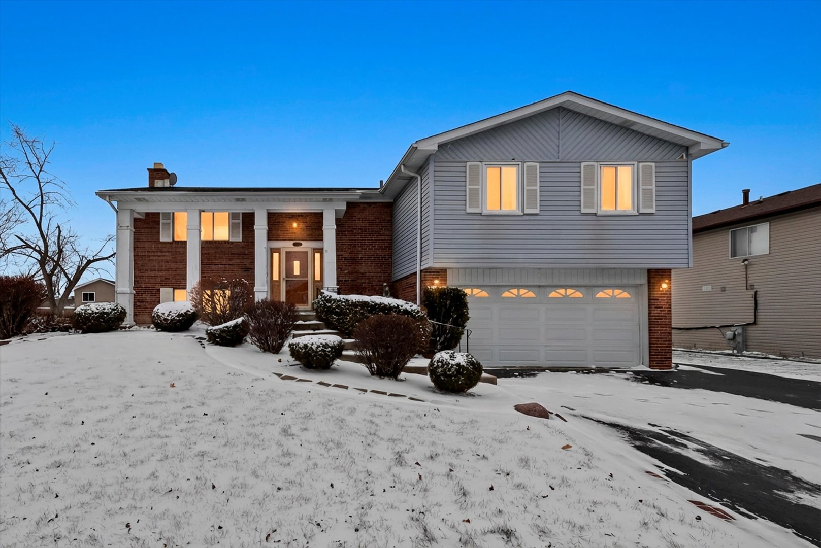 152 Oakhurst Road Matteson, IL 60443 - Photo 1 of 21