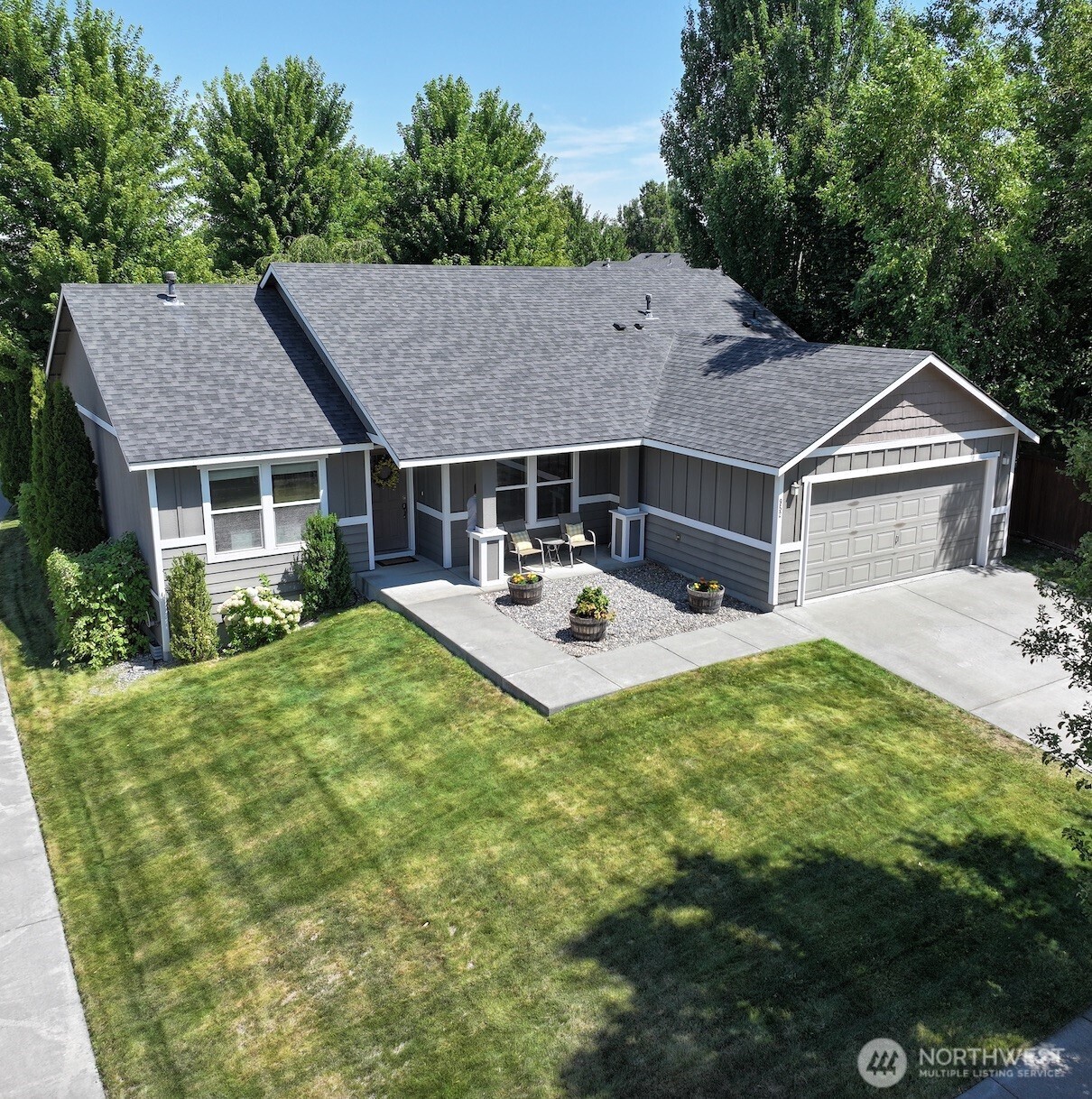 952 Highland Road Walla Walla, WA 99362 - Photo 1 of 26 Gallery Image 1