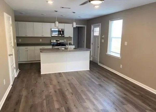 $795 | 2395 Avery Avenue, Memphis, TN 38112