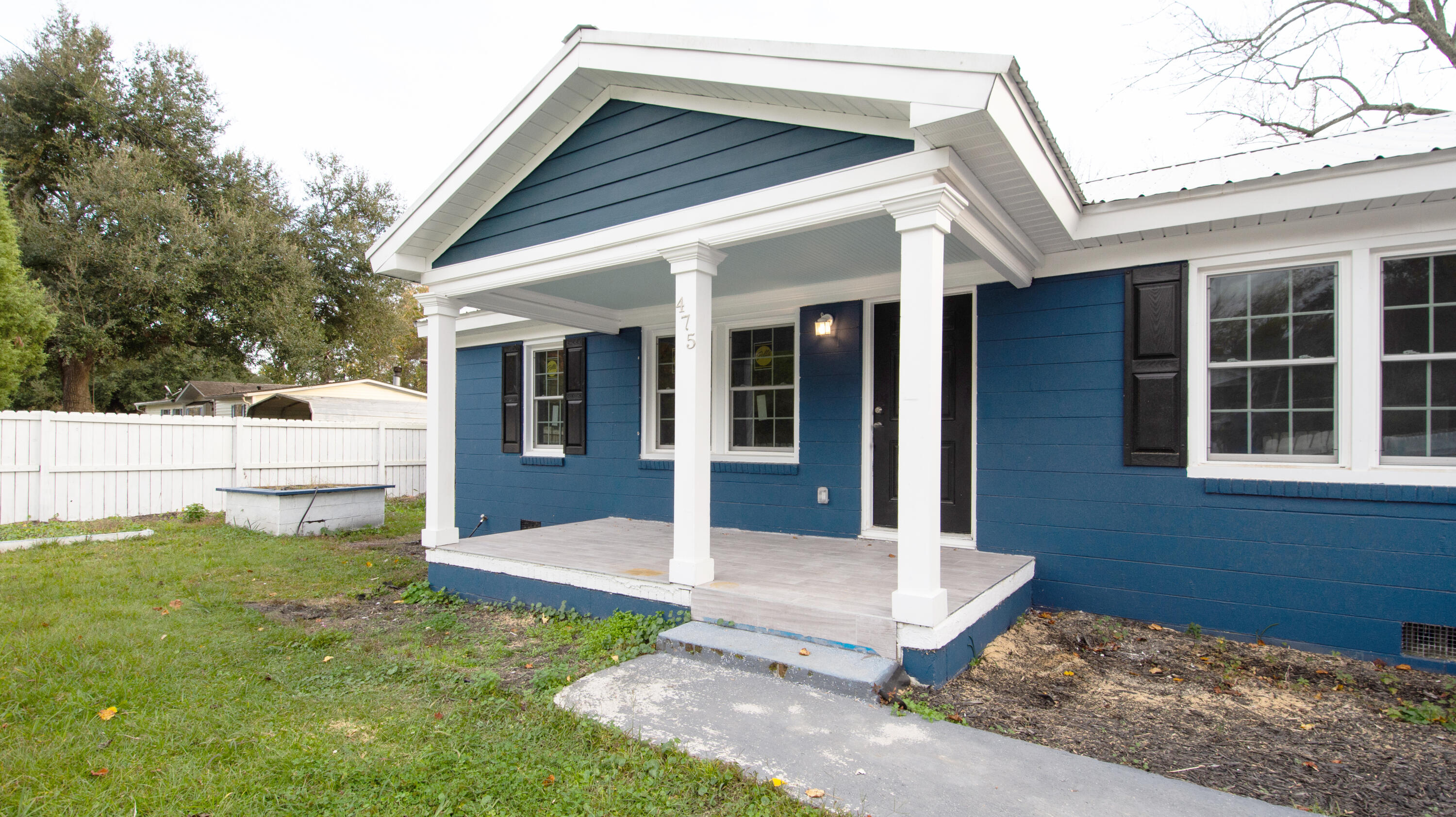475 State Rd S-8-410 Moncks Corner, SC 29461 - Photo 2 of 19 HS-E-17