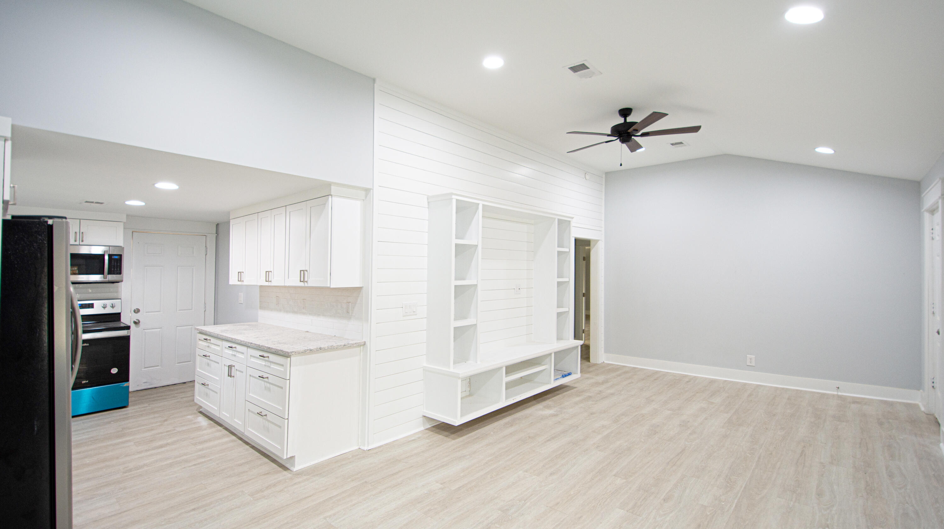 475 State Rd S-8-410 Moncks Corner, SC 29461 - Photo 6 of 19 HS-E-2