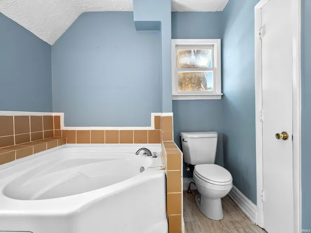 $199,500 | 308 East Broad Street, Angola, IN 46703