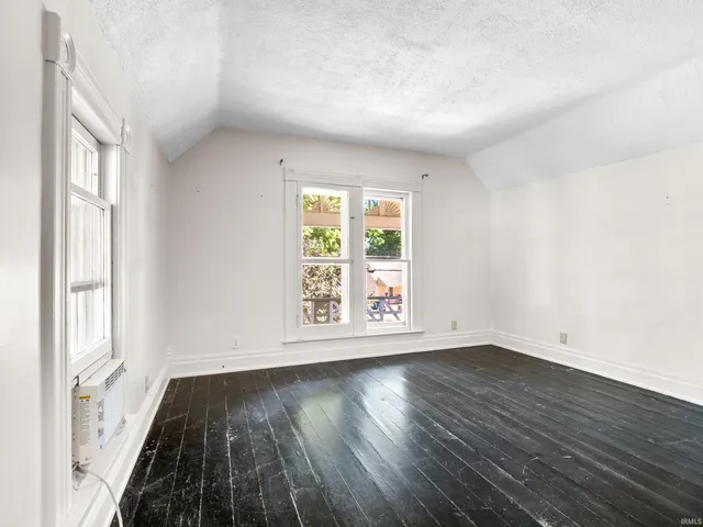 $199,500 | 308 East Broad Street, Angola, IN 46703