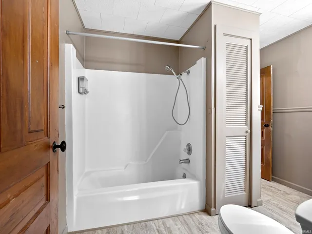 $199,500 | 308 East Broad Street, Angola, IN 46703