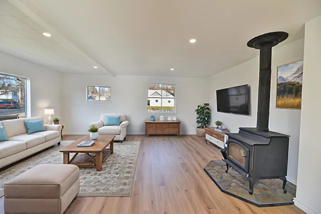 $399,000 | 2912 North Hemlock Street, Spokane, WA 99205