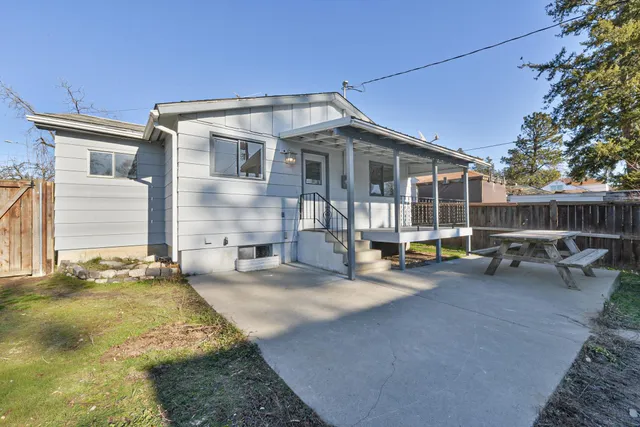 $399,000 | 2912 North Hemlock Street, Spokane, WA 99205