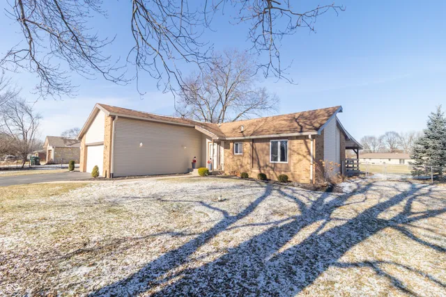 $315,000 | 2110 Wayne Drive, Greenfield, IN 46140