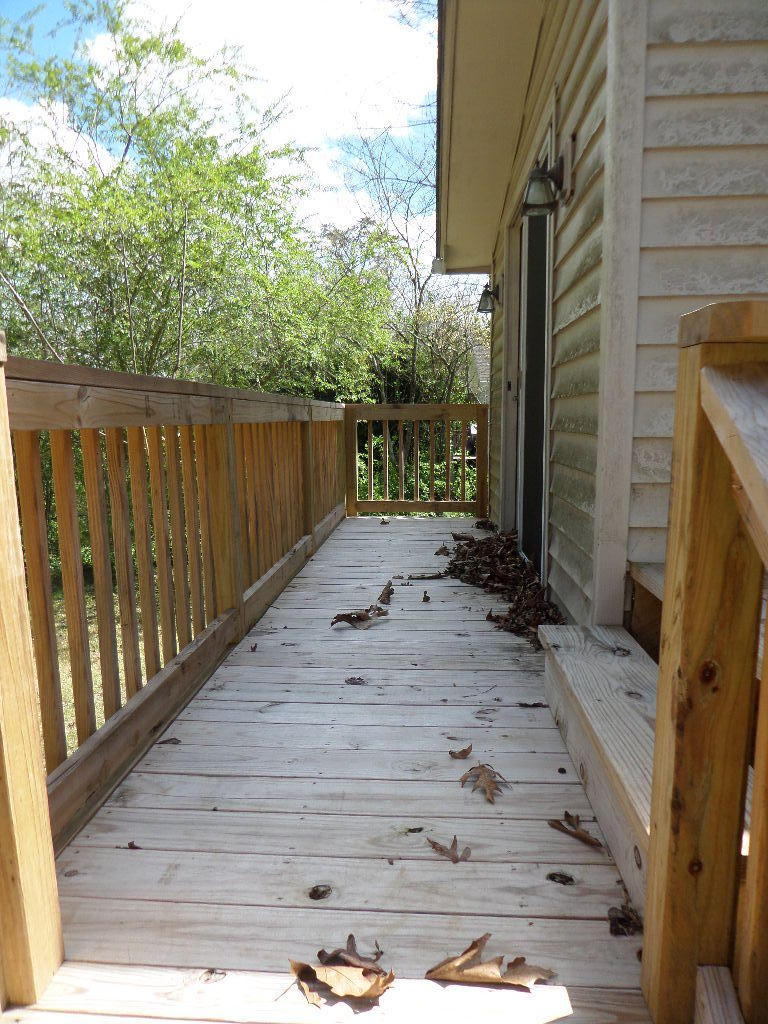 102 Amherst Lane Oak Ridge, TN 37830 - Photo 16 of 23 Deck off Sunroom