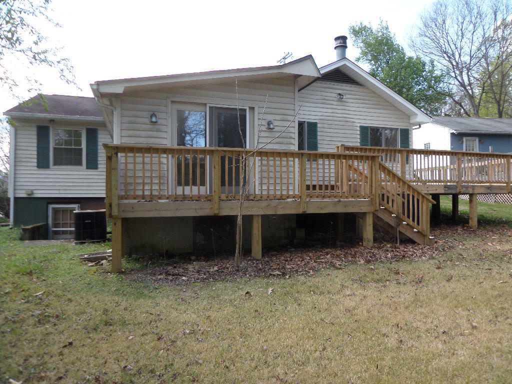 102 Amherst Lane Oak Ridge, TN 37830 - Photo 17 of 23 Back of House