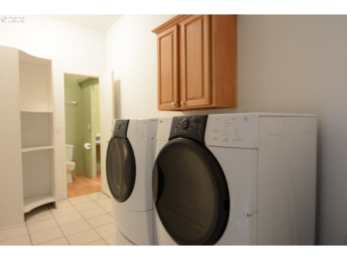 55730 Blue Eagle Road Bend, OR 97707 - Photo 12 of 25